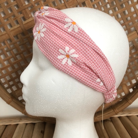 Nordstrom Berry Twist Knotted Headband Floral Pack - Picture 5 of 11